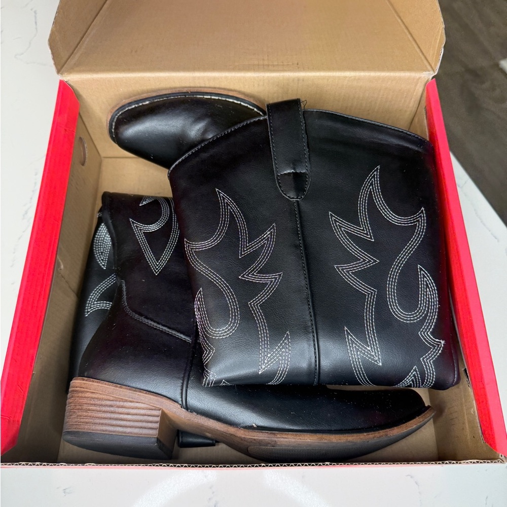 Black Western Knee-High Boots - Picture 5 of 5